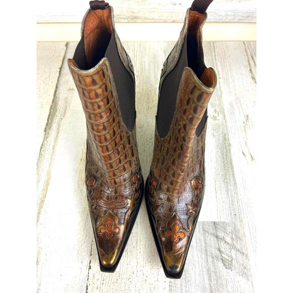 Donald J Pliner Women’s 9N Brown Crocodile Leather Western Heeled Ankle Boots - Picture 3 of 8